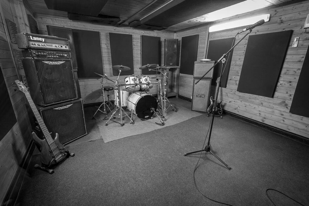 Sala prove Artist